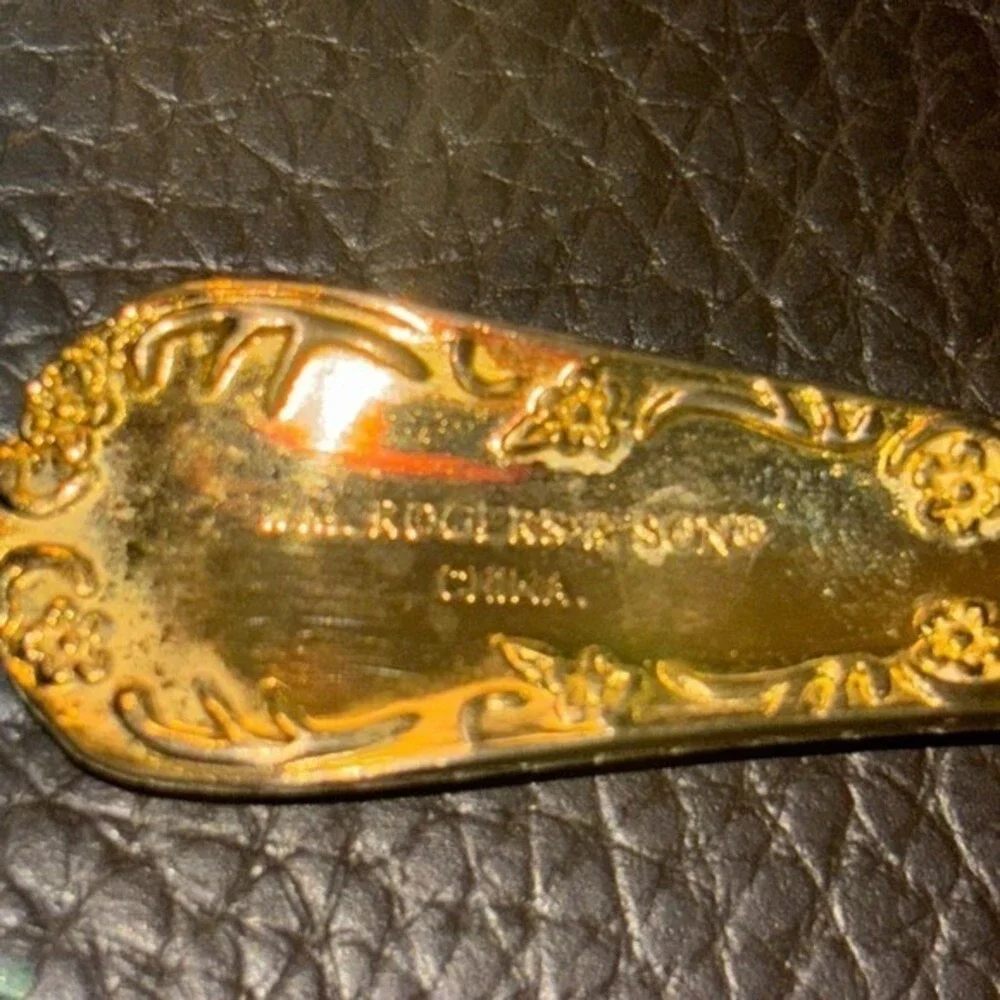 WM Rogers & Son‎ Victorian Rose Gold Electroplate Teaspoons Set 5 Floral Ornate